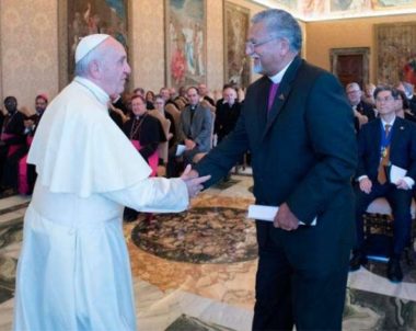 Católicos y metodistas ya no somos extraños, afirma el Papa
