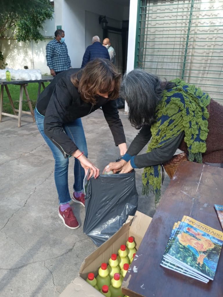 Se Entregaron Bolsones De Mercadería Junto Al Aposento Alto Iglesia Evangélica Metodista Argentina 1656