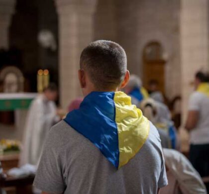 Invitación a orar por el fin de la guerra